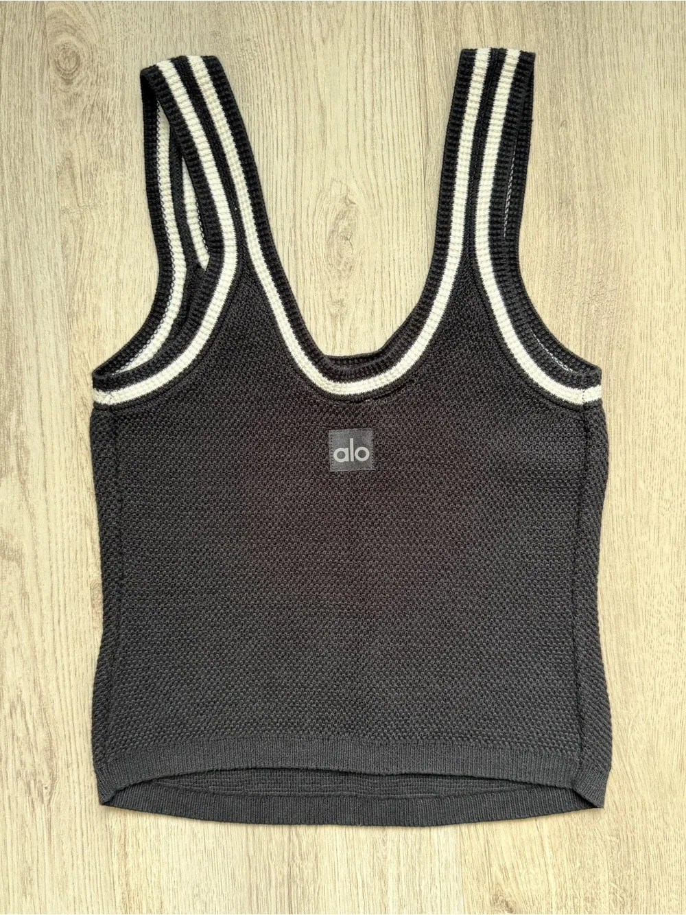 Alo Yoga - Tennis Club Sweater Knit Tank in Black w/ White - Women’s size XS